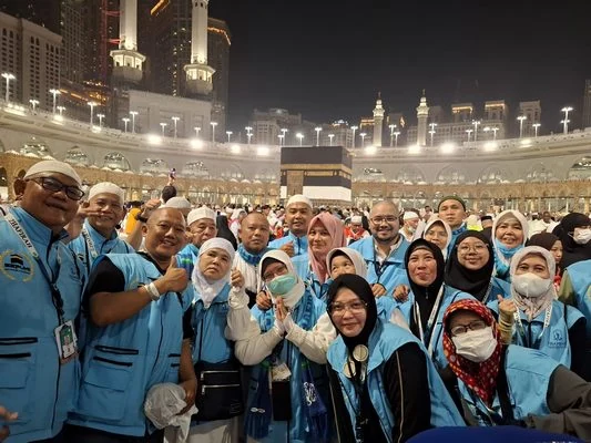 Momen bersama rombongan jamaah Zhafirah